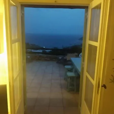 Pithos House