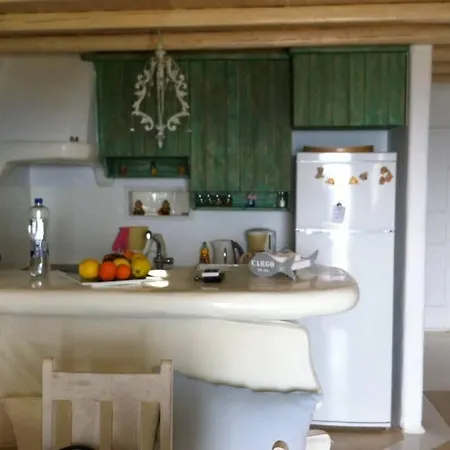 Pithos House *